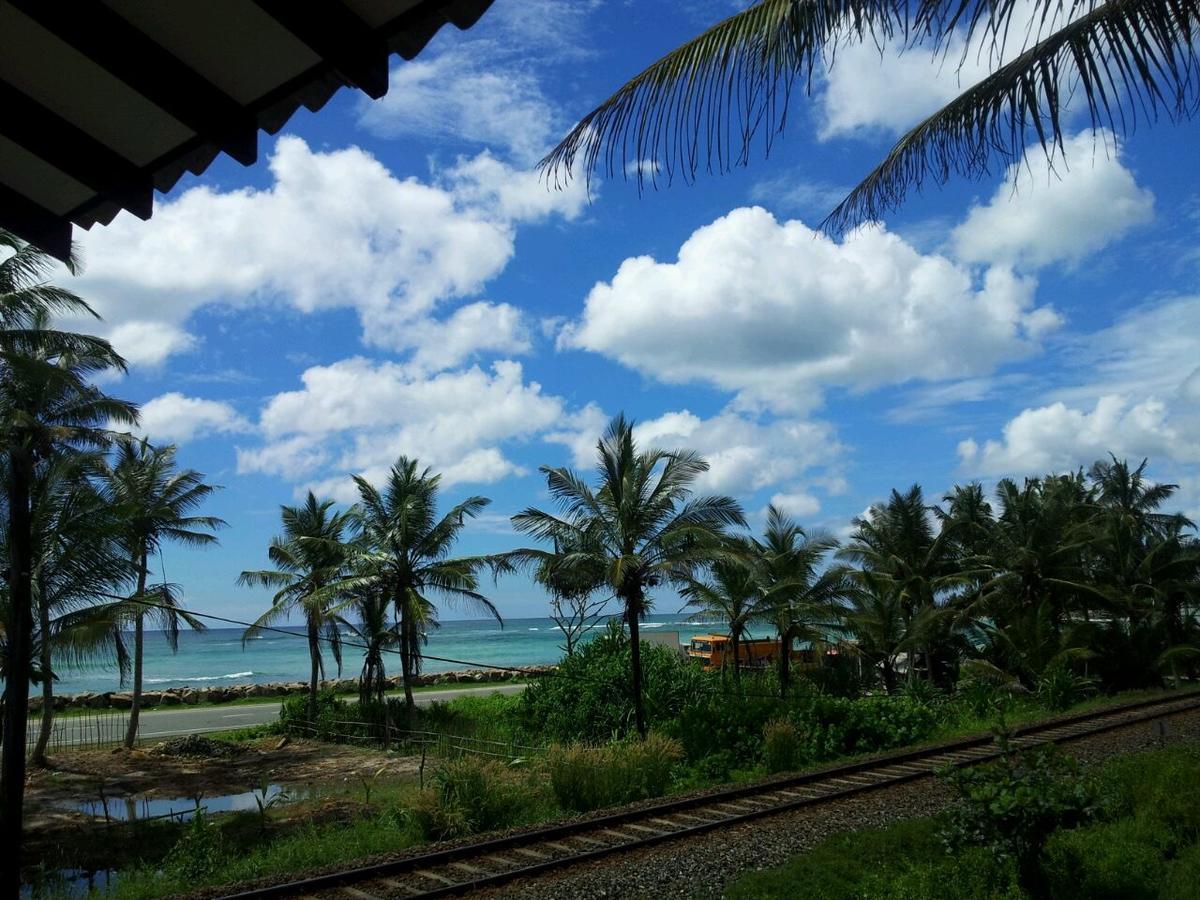 The Swiss Lankan Ahangama Buitenkant foto